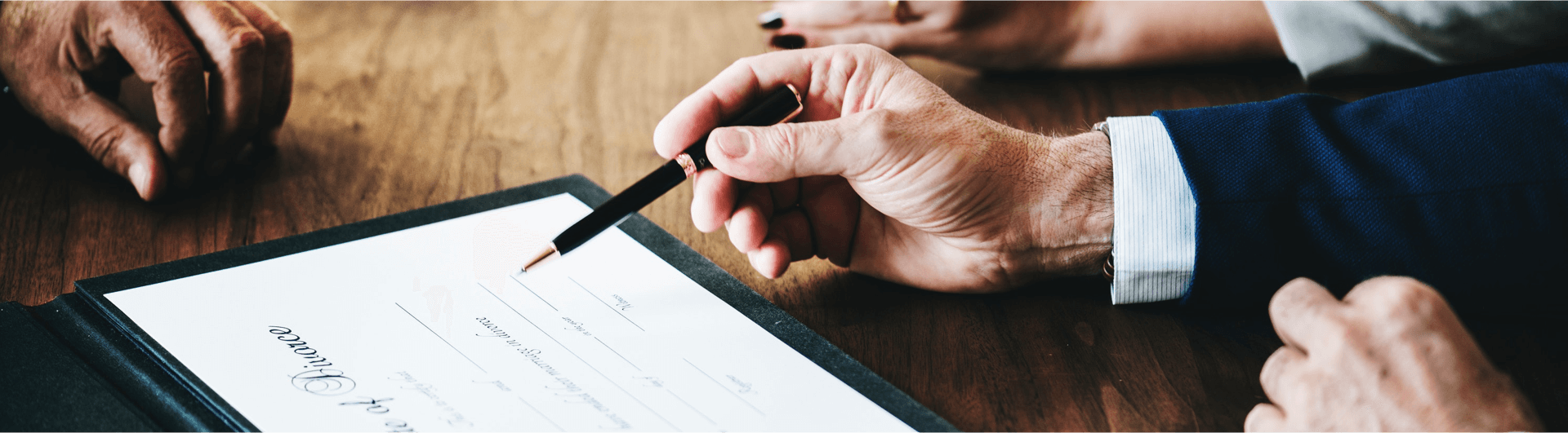 You are currently viewing How Much Does a Business Lawyer Cost in Colorado?